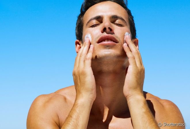 pele Proteção e hidratação são as palavras de ordem para evitar ressecamento na época do ano em que o sol está mais forte
