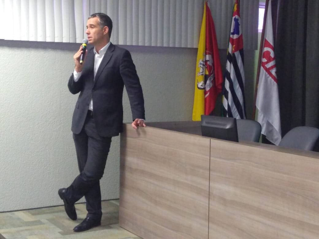 Diretor jurídico da FIESP e do CIESP na área ambiental, Pedro Carneiro