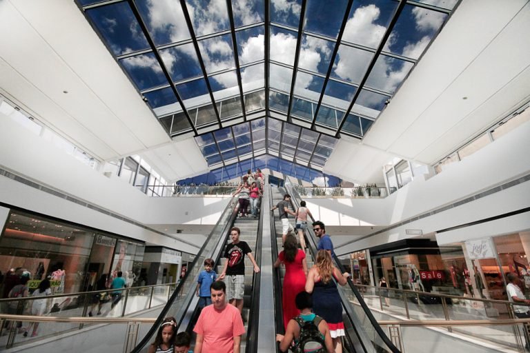 Shopping Iguatemi Esplanada opera em horário especial na véspera do Ano Novo