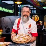 Pizza de Carambola é novidade da Coleção de Verão do Chef Gino Contin