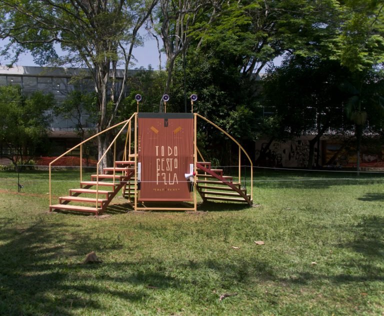 Favoritos, africanos chegam a SP e já treinam no Ibirapuera