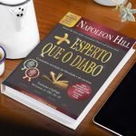 Obra de Napoleon Hill alcança marca de 40 mil avaliações da Amazon