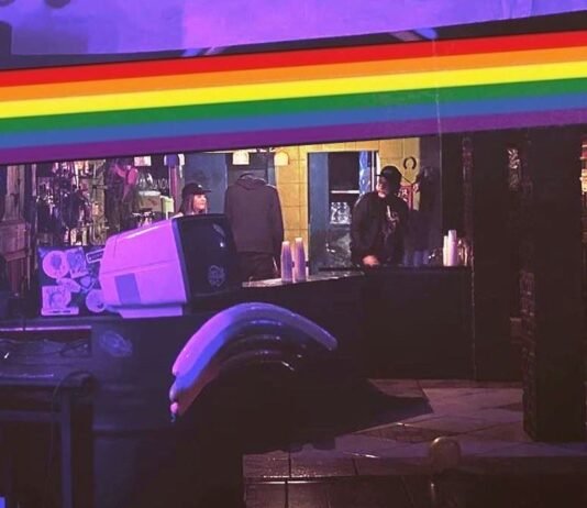 Bar em Itapetininga realiza festa para comemorar Orgulho LGBTQIAPN+