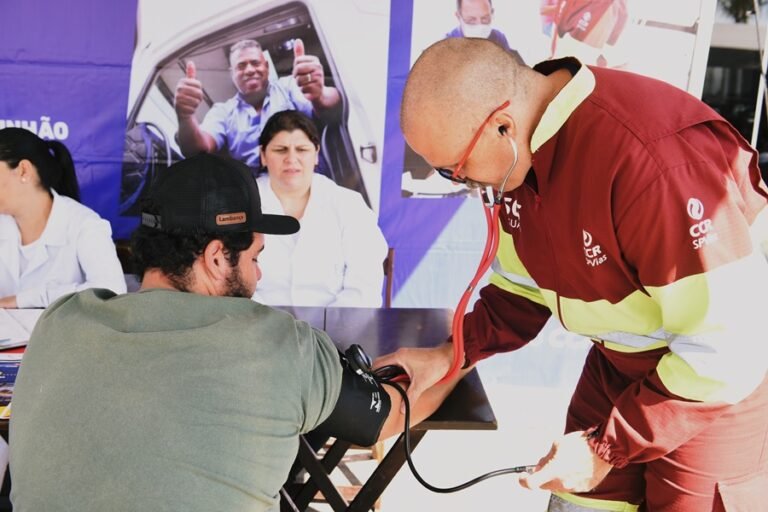 CCR SPVias realiza ação voltada à saúde de caminhoneiros em Alambari (SP) - Divulgação