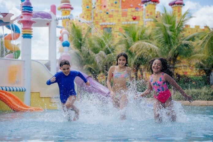 Thermas de São Pedro lista itens essenciais para um dia no parque aquático