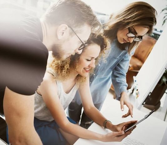 Identidade visual consistente - Foto: Dreamstime