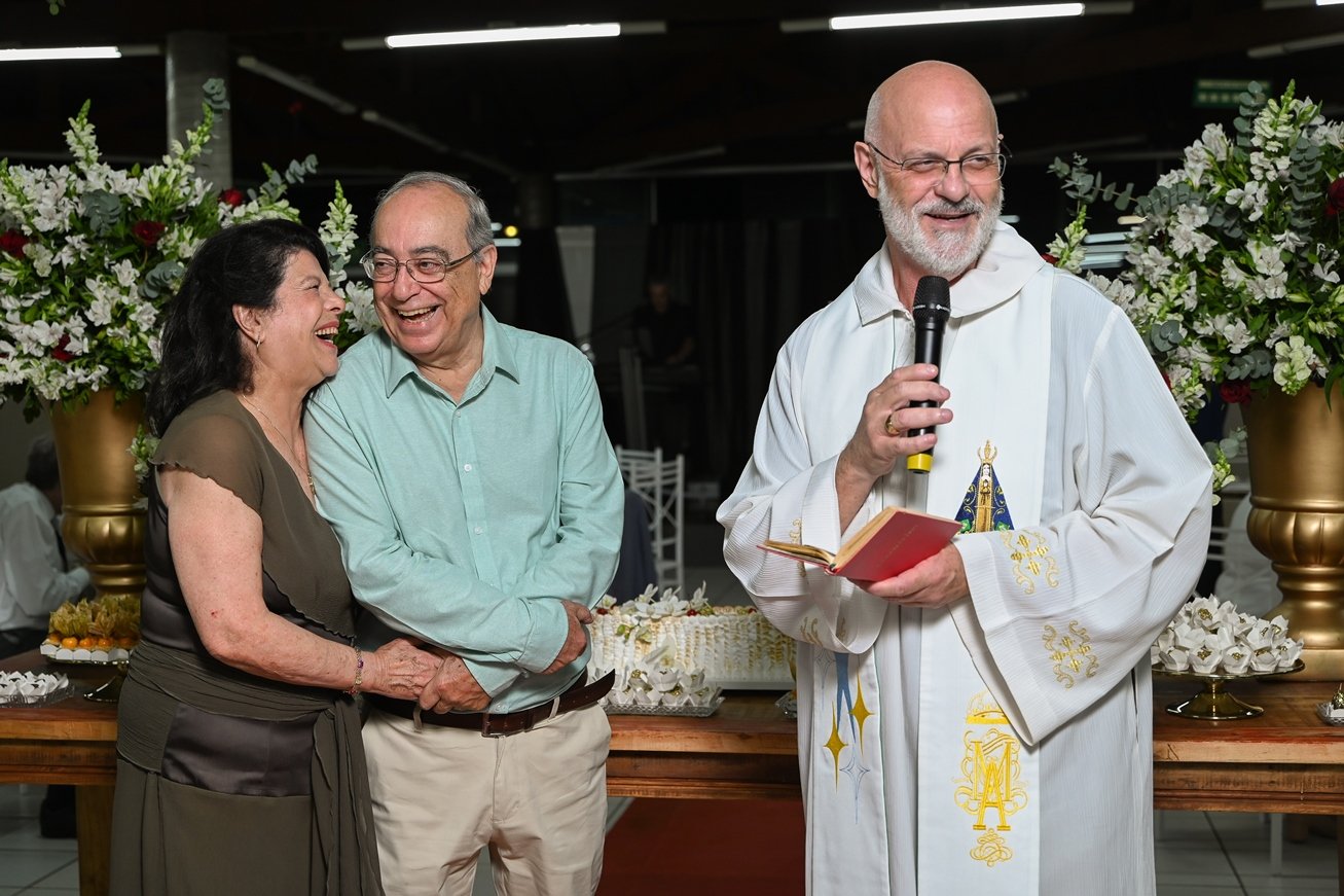 Márcia e Moacyr Campos celebram 50 anos de união (arquivo pessoal)