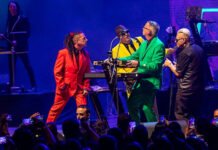 ‘Information Society’ traz sucessos dos anos 1980 para show em Sorocaba em julho 'Information Society 'traz sucessos dos anos 1980 para show em Sorocaba em julho - Reprodução