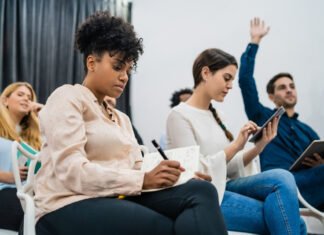 Anhanguera abre inscrições para cursos gratuitos em Itapetininga - Freepik