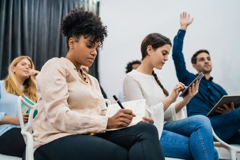 Anhanguera abre inscrições para cursos gratuitos em Itapetininga - Freepik